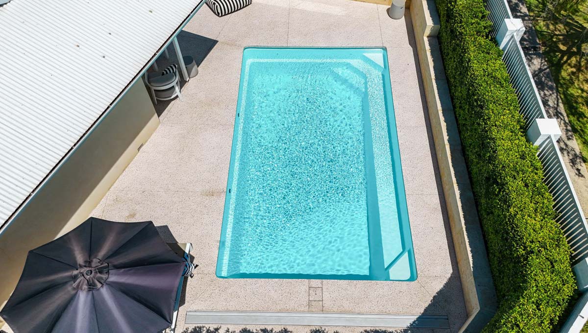 brampton-7.2m-4.4m-royal-alpine-white-shimmer-wembley-downs-galleryimage-26-1.jpg