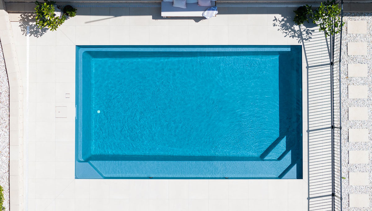 brampton-8.2m-4.4m-hampton-grey-shimmer-warwick-galleryimage-12-1.jpg