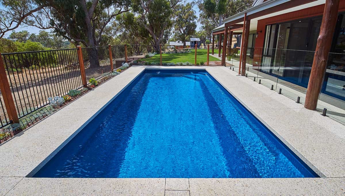 brampton-8.2m-4.4m-royal-jade-shimmer-baldivis-2.jpg
