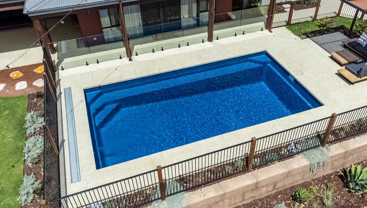 brampton-8.2m-4.4m-royal-jade-shimmer-baldivis-7-1.jpg