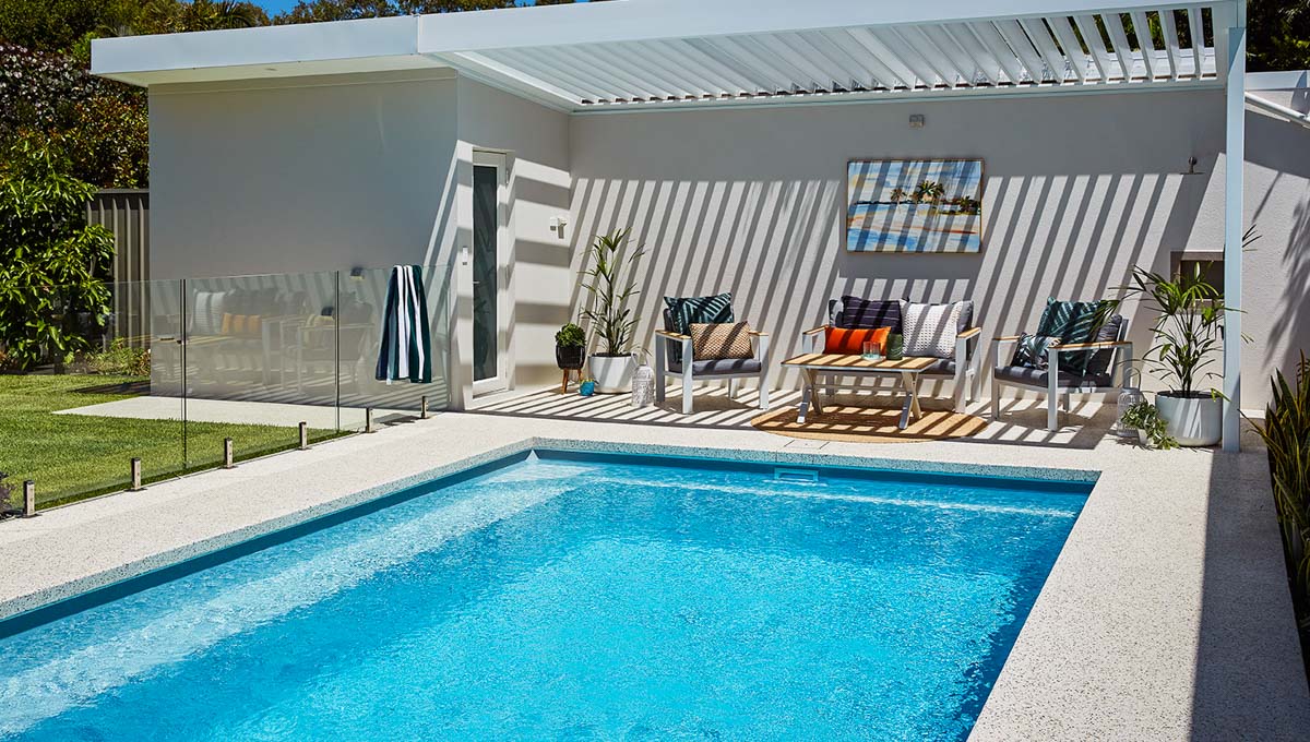 brampton-8.2m-4.4m-silver-shimmer-applecross-galleryimage-10-1-1.jpg