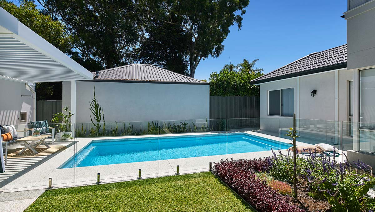 brampton-8.2m-4.4m-silver-shimmer-applecross-galleryimage-21-1.jpg