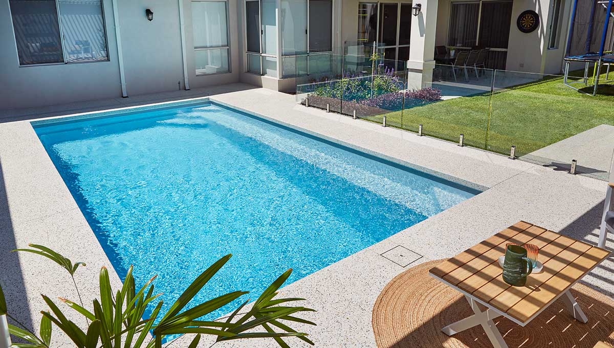 brampton-8.2m-4.4m-silver-shimmer-applecross-galleryimage-6-1-1.jpg