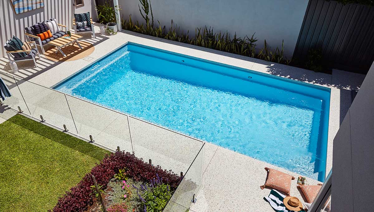 brampton-8.2m-4.4m-silver-shimmer-applecross-galleryimage-7-1-1.jpg