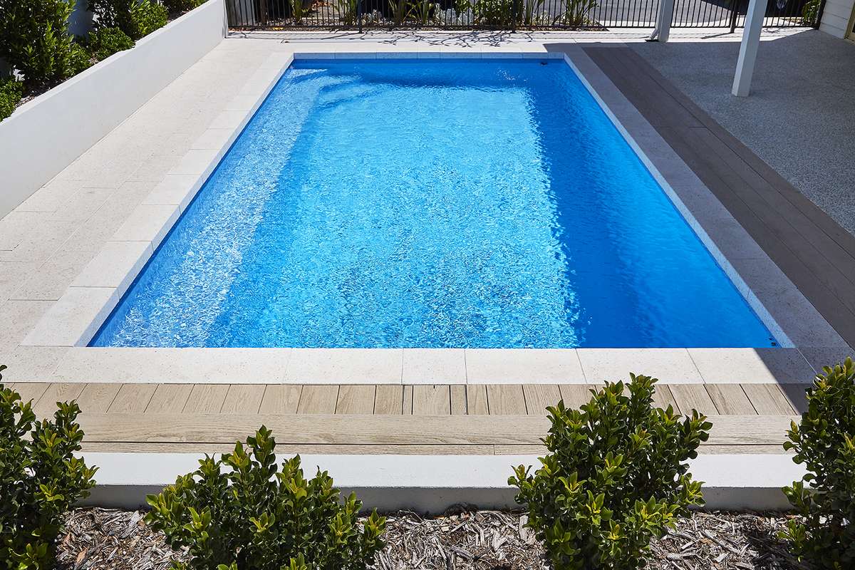 cottesloe-8m-sapphire-blue-sparkle-mandurah-9.jpg