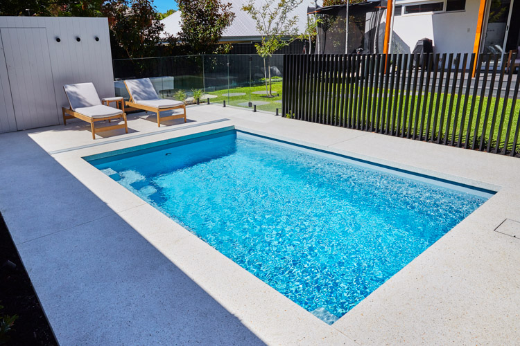 hamilton-slimline-5.5m-3m-silver-sparkle-mt-lawley-galleryimage-4.jpg