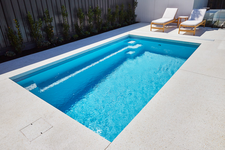 hamilton-slimline-5.5m-3m-silver-sparkle-mt-lawley-galleryimage-6-1.jpg
