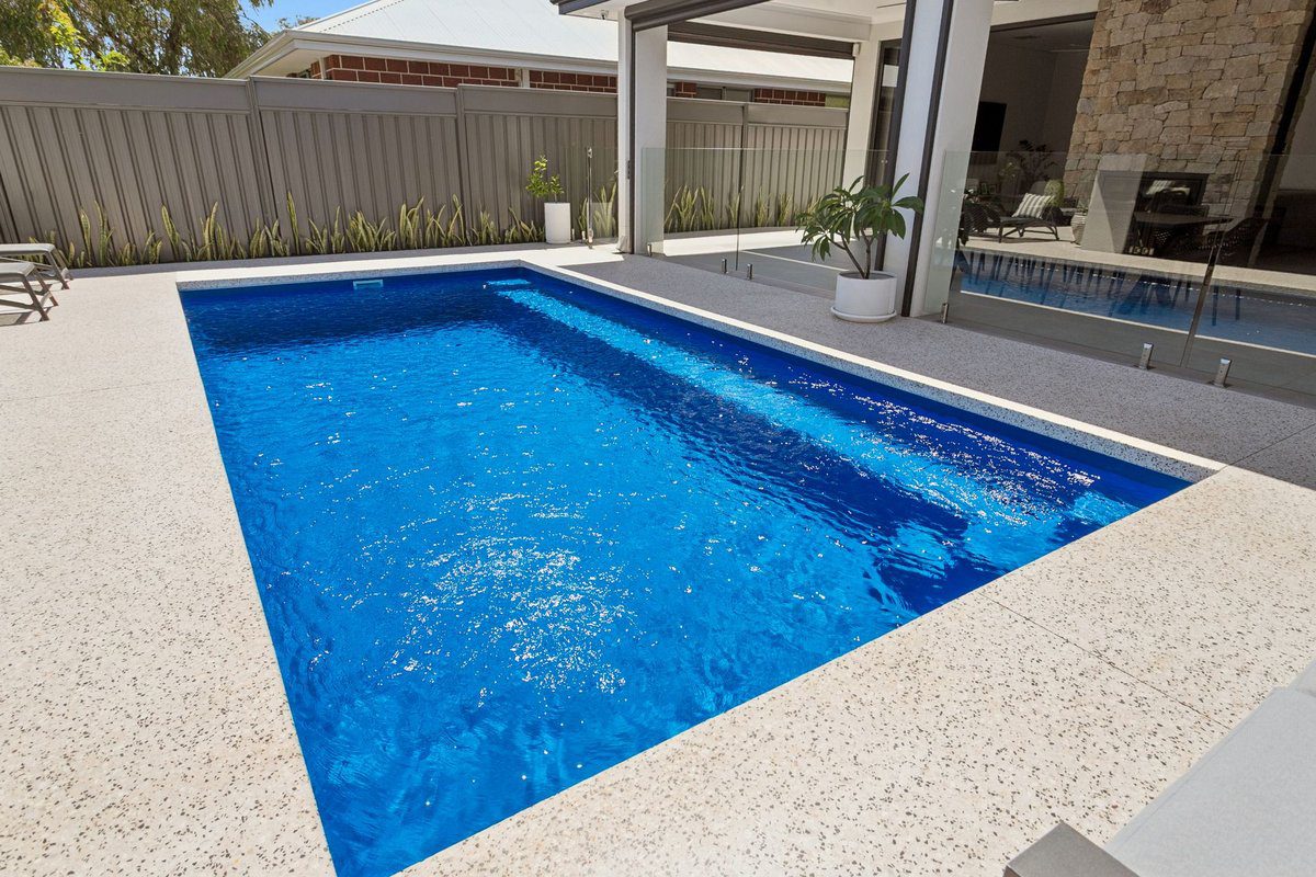 horizon-7-5m-x-3-6m-ocean-reef-blue-sparkle-belmont-2.jpg